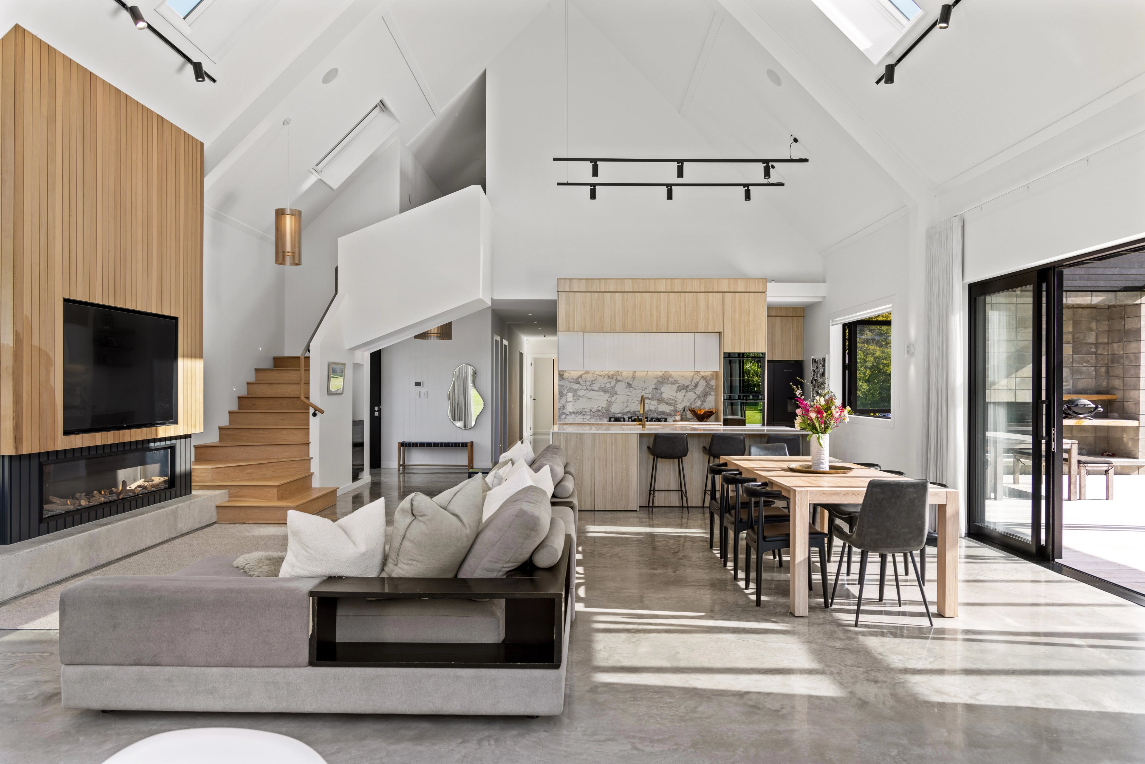 How to Choose the Right Interiors for Your Home